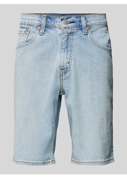 Szorty jeansowe o kroju regular fit z zapięciem na guzik ze sklepu Peek&Cloppenburg  w kategorii Spodenki męskie - zdjęcie 170342609