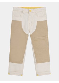 The Marc Jacobs Spodnie materiałowe W60012 D Beżowy Regular Fit ze sklepu MODIVO w kategorii Spodnie chłopięce - zdjęcie 170343276