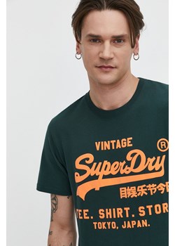 Superdry t-shirt bawełniany męski kolor zielony z nadrukiem ze sklepu ANSWEAR.com w kategorii T-shirty męskie - zdjęcie 170383889