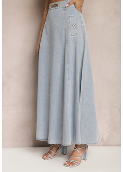 Jasnoniebieska Bawełniana Spódnica Maxi Rozkloszowana z Jeansu z Ozdobnym Łańcuszkiem Viralle ze sklepu Renee odzież w kategorii Spódnice - zdjęcie 170389607