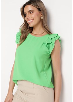 Zielona Bluzka z Falbankami Przy Ramionach Galdoria ze sklepu Born2be Odzież w kategorii Bluzki damskie - zdjęcie 170389678