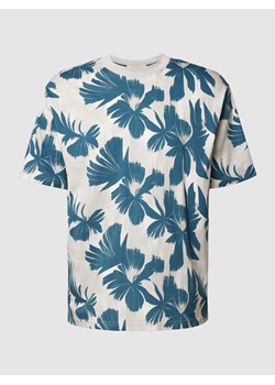 T-shirt z kwiatowym nadrukiem na całej powierzchni ze sklepu Peek&Cloppenburg  w kategorii T-shirty męskie - zdjęcie 170395395