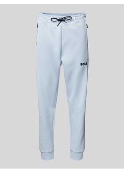 Spodnie dresowe z elastycznym pasem model ‘Hadiko’ ze sklepu Peek&Cloppenburg  w kategorii Spodnie męskie - zdjęcie 170396425