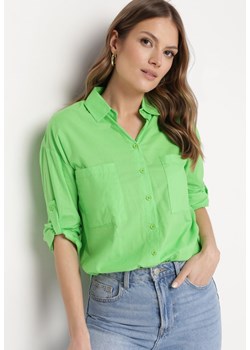 Zielona Bawełniana Koszula Klasyczna z Kieszeniami Sasana ze sklepu Born2be Odzież w kategorii Koszule damskie - zdjęcie 170404797