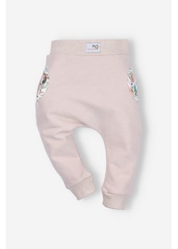 Jasnoróżowe spodnie dresowe PINK FLOWERS z bawełny organicznej ze sklepu 5.10.15 w kategorii Spodnie i półśpiochy - zdjęcie 170405299