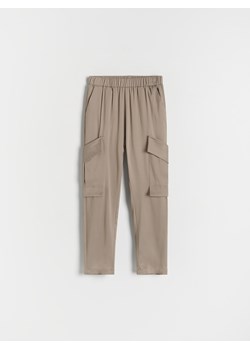 Reserved - Spodnie z kieszeniami cargo - kasztanowy ze sklepu Reserved w kategorii Spodnie dziewczęce - zdjęcie 170405625