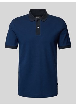 Koszulka polo o kroju slim fit z fakturowanym wzorem model ‘Phillipson’ ze sklepu Peek&Cloppenburg  w kategorii T-shirty męskie - zdjęcie 170406629