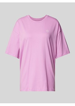 T-shirt z nadrukowanym motywem ze sklepu Peek&Cloppenburg  w kategorii Bluzki damskie - zdjęcie 170406999