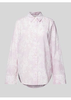 Bluzka z kwiatowym nadrukiem na całej powierzchni ze sklepu Peek&Cloppenburg  w kategorii Koszule damskie - zdjęcie 170409445