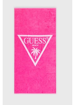 Guess ręcznik bawełniany kolor różowy ze sklepu ANSWEAR.com w kategorii Ręczniki - zdjęcie 170412777