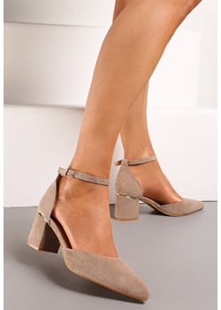 Ciemnobeżowe Czółenka na Obcasie Zapinane Wokół Kostki ze Szpiczastym Noskiem Sigra ze sklepu born2be.pl w kategorii Czółenka - zdjęcie 170422559