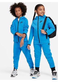 Dwuczęściowy zestaw z bluzą z kapturem dla małych dzieci Nike Sportswear Tech Fleece Full-Zip Set - Niebieski ze sklepu Nike poland w kategorii Dresy chłopięce - zdjęcie 170429505