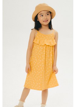 Letnia żółta sukienka dla dziewczynki w drobne kwiaty ze sklepu 5.10.15 w kategorii Sukienki dziewczęce - zdjęcie 170431239