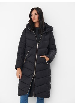 Mohito - Czarny pikowany płaszcz - czarny ze sklepu Mohito w kategorii Płaszcze damskie - zdjęcie 170442969