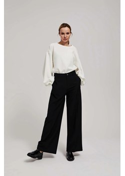 Spodnie w kant z kieszeniami i szerokimi nogawkami czarne ze sklepu Moodo.pl w kategorii Spodnie damskie - zdjęcie 170455935