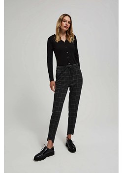 Spodnie w kratę czarne ze sklepu Moodo.pl w kategorii Spodnie damskie - zdjęcie 170459367