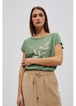 T-shirt z nadrukiem oliwkowy ze sklepu Moodo.pl w kategorii Bluzki damskie - zdjęcie 170462036