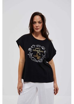 Bawełniany t-shirt z nadrukiem czarny ze sklepu Moodo.pl w kategorii Bluzki damskie - zdjęcie 170464228