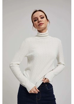 Cienki sweter z golfem perłowy ze sklepu Moodo.pl w kategorii Swetry damskie - zdjęcie 170464236