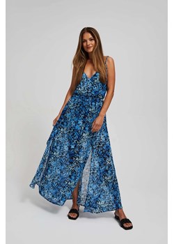 Wzorzysta sukienka maxi błękitna ze sklepu Moodo.pl w kategorii Sukienki - zdjęcie 170464748