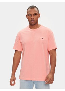 Tommy Jeans T-Shirt DM0DM18872 Różowy Regular Fit ze sklepu MODIVO w kategorii T-shirty męskie - zdjęcie 170468387