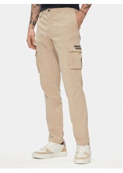 Aeronautica Militare Spodnie materiałowe 241PA1329CT3293 Beżowy Regular Fit ze sklepu MODIVO w kategorii Spodnie męskie - zdjęcie 170468487