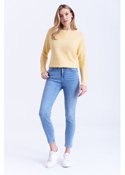 Spodnie jeansowe damskie  slim fit niebieskie ze sklepu 5.10.15 w kategorii Jeansy damskie - zdjęcie 170469755