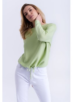 Sweter damski z troczkiem na dole i opuszczonym rękawem zielony ze sklepu 5.10.15 w kategorii Swetry damskie - zdjęcie 170469945