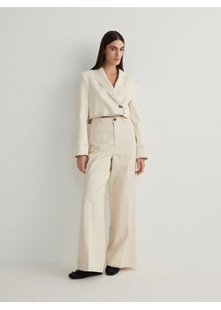 Reserved - Szerokie spodnie z bawełny - złamana biel ze sklepu Reserved w kategorii Spodnie damskie - zdjęcie 170490075