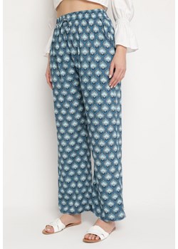 Niebieskio-Granatowe Spodnie z Wiskozy w Mozaikowy Wzór z Gumką w Pasie Rivan ze sklepu Born2be Odzież w kategorii Spodnie damskie - zdjęcie 170495445