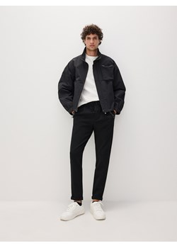 Reserved - Spodnie regular fit - czarny ze sklepu Reserved w kategorii Spodnie męskie - zdjęcie 170498895