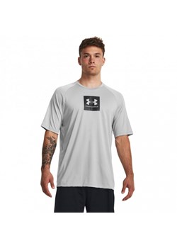 Męska koszulka treningowa Under Armour UA Tech Print Fill SS - szara ze sklepu Sportstylestory.com w kategorii T-shirty męskie - zdjęcie 170502386