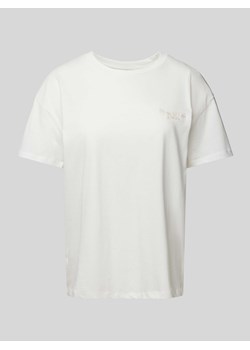 T-shirt z detalem z logo ze sklepu Peek&Cloppenburg  w kategorii Bluzki damskie - zdjęcie 170512515