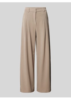 Spodnie materiałowe o rozkloszowanym kroju z zakładkami w pasie model ‘Henrika’ ze sklepu Peek&Cloppenburg  w kategorii Spodnie damskie - zdjęcie 170512656