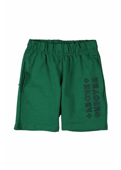 Zielone krótkie spodenki dresowe dla chłopca Tup Tup ze sklepu 5.10.15 w kategorii Spodenki chłopięce - zdjęcie 170524227