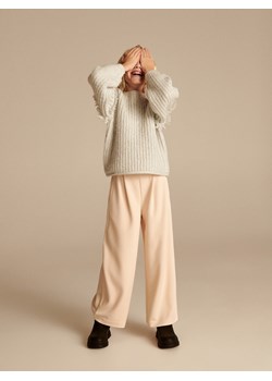 Reserved - Sweter z frędzlami - złamana biel ze sklepu Reserved w kategorii Swetry dziewczęce - zdjęcie 170527615
