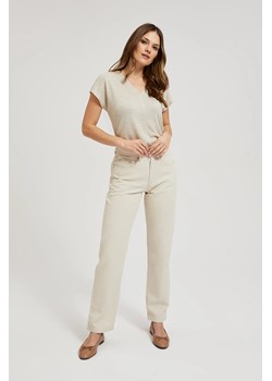 Bawełniane jeansy z prostą nogawką beżowe ze sklepu Moodo.pl w kategorii Jeansy damskie - zdjęcie 170527908