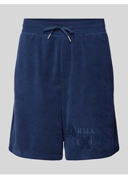 Szorty z dzianiny dresowej o kroju regular fit z nadrukiem z logo ze sklepu Peek&Cloppenburg  w kategorii Spodenki męskie - zdjęcie 170530558