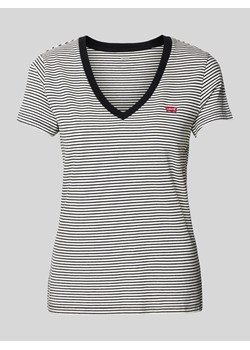 T-shirt z dekoltem w serek ze sklepu Peek&Cloppenburg  w kategorii Bluzki damskie - zdjęcie 170530565