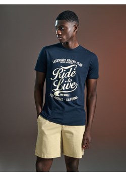 Sinsay - Koszulka z nadrukiem - granatowy ze sklepu Sinsay w kategorii T-shirty męskie - zdjęcie 170531688