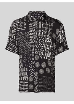 Koszula casualowa o kroju regular fit z wiskozy model ‘Easy’ ze sklepu Peek&Cloppenburg  w kategorii Koszule męskie - zdjęcie 170551919