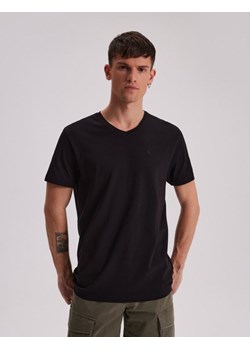 Koszulka V NECK Czarny L ze sklepu Diverse w kategorii T-shirty męskie - zdjęcie 170552498