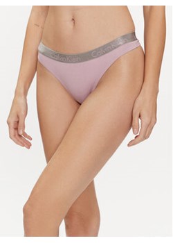 Calvin Klein Underwear Stringi 000QD3539E Fioletowy ze sklepu MODIVO w kategorii Majtki damskie - zdjęcie 170567088