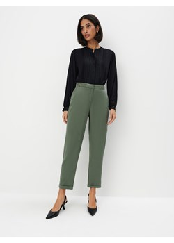 Mohito - Zielone spodnie z lyocellu - zielony ze sklepu Mohito w kategorii Spodnie damskie - zdjęcie 170572588