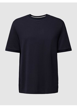 T-shirt z prążkowanym okrągłym dekoltem ze sklepu Peek&Cloppenburg  w kategorii T-shirty męskie - zdjęcie 170573988
