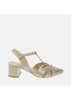 Złote sandały na klocku ze sklepu Laura Messi w kategorii Sandały damskie - zdjęcie 170575366