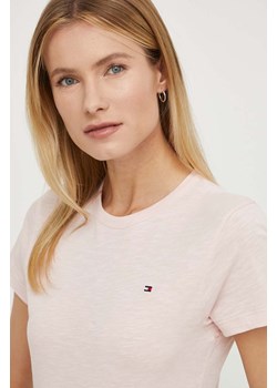 Tommy Hilfiger t-shirt bawełniany kolor różowy WW0WW37857 ze sklepu ANSWEAR.com w kategorii Bluzki damskie - zdjęcie 170578199