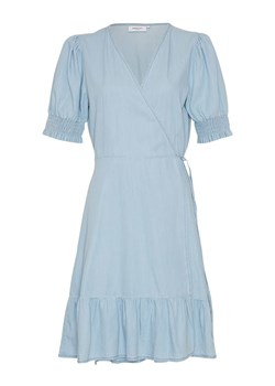 MOSS COPENHAGEN Sukienka dżinsowa &quot;Emery Lyanna&quot; w kolorze błękitnym ze sklepu Limango Polska w kategorii Sukienki - zdjęcie 170587216