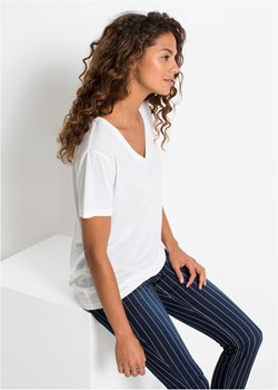 Długi shirt z dekoltem w serek ze sklepu bonprix w kategorii Bluzki damskie - zdjęcie 170592639