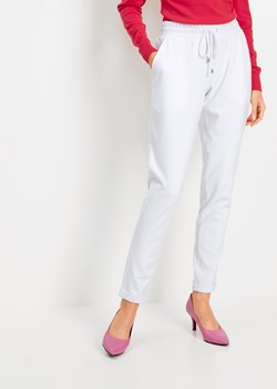 Spodnie z elastycznym paskiem w talii ze sklepu bonprix w kategorii Spodnie damskie - zdjęcie 170594567